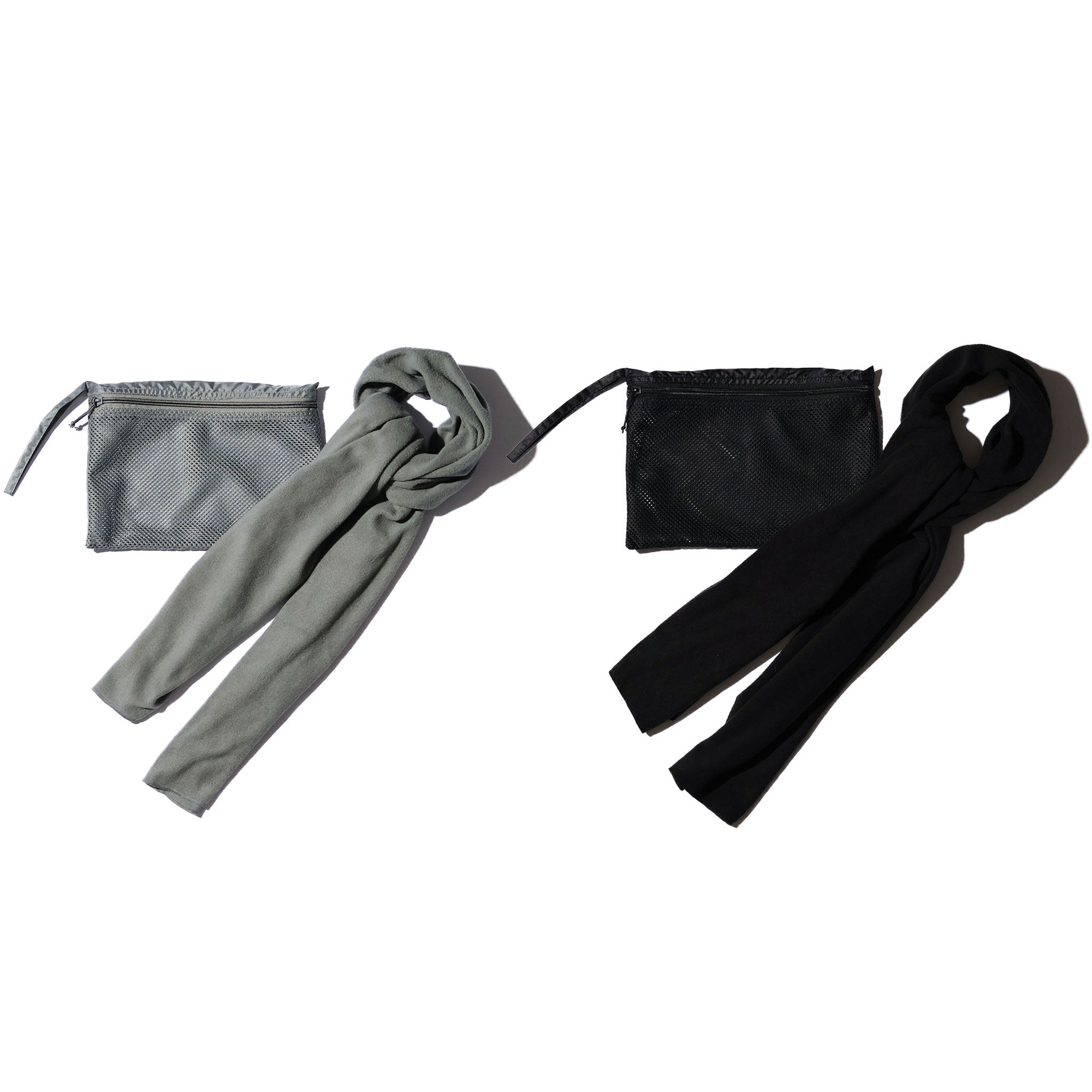 YMCLKY / FLEECE SCARF WITH POUCH