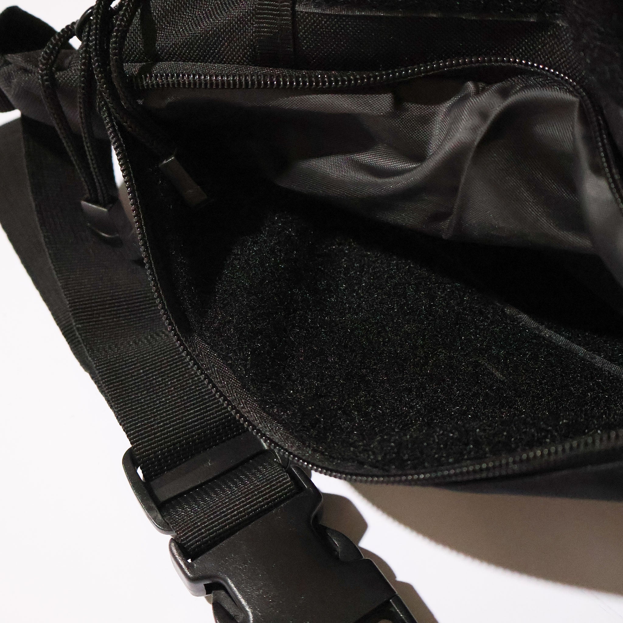 ROTHCO / TACTICAL CONCEALED CARRY WAIST PACK