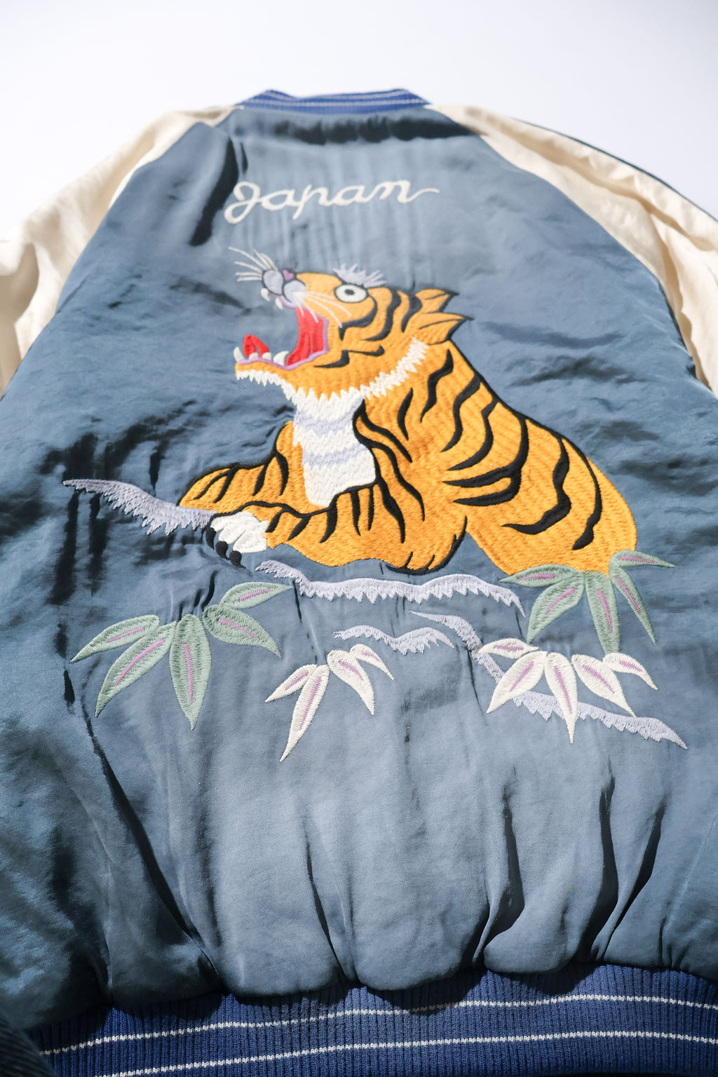 HOUSTON / 51543 USED FINISHING SOUVENIR JACKET (TIGER)