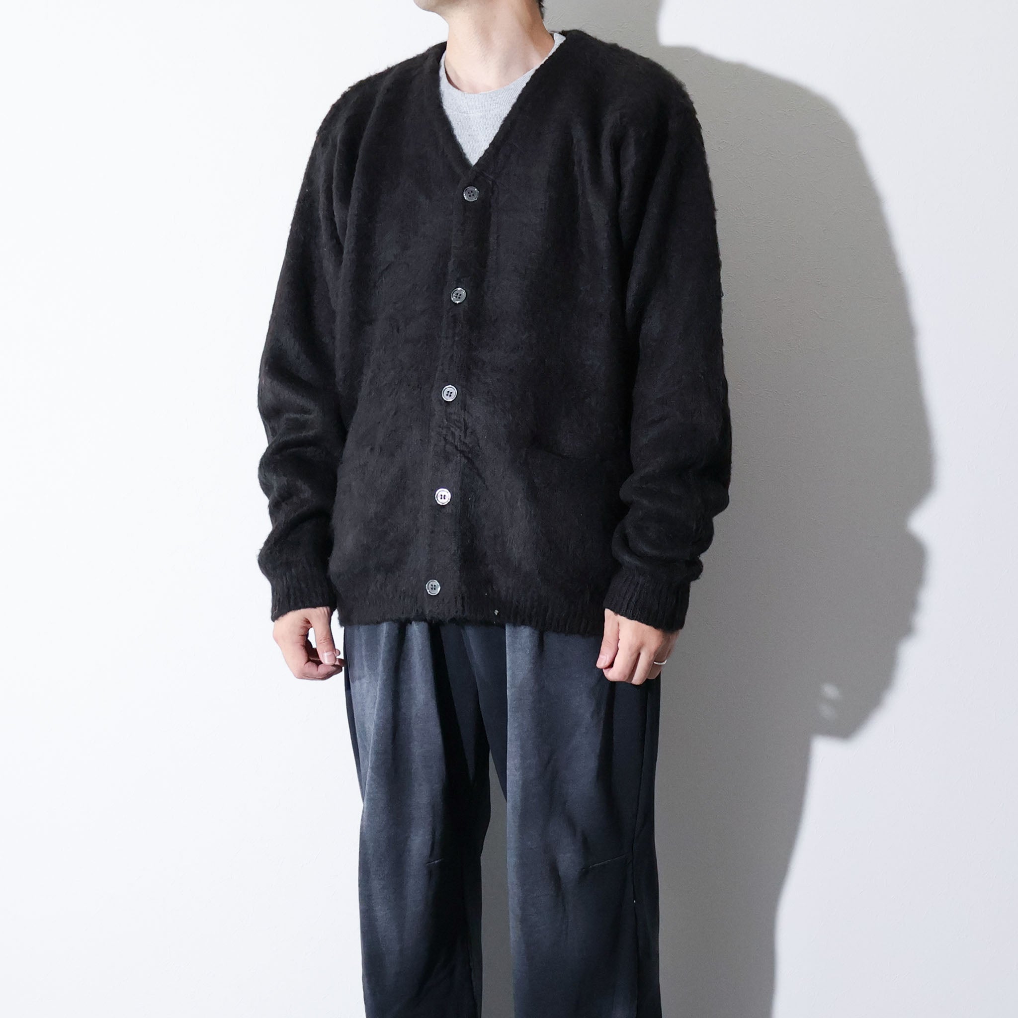 UNIVERD72 / 22326 MOHAIR TOUCH CARDIGAN BLACK