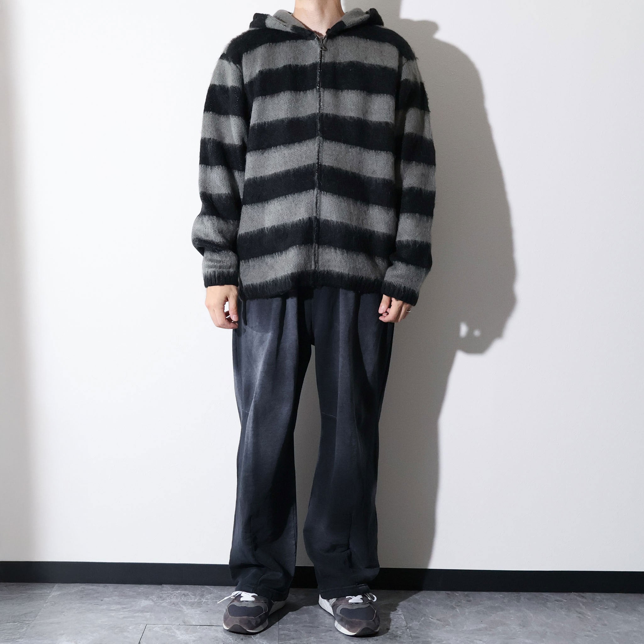 UNIVERD72 / 22335 MOHAIR TOUCH ZIP PARKA  GRAY (BORDER)