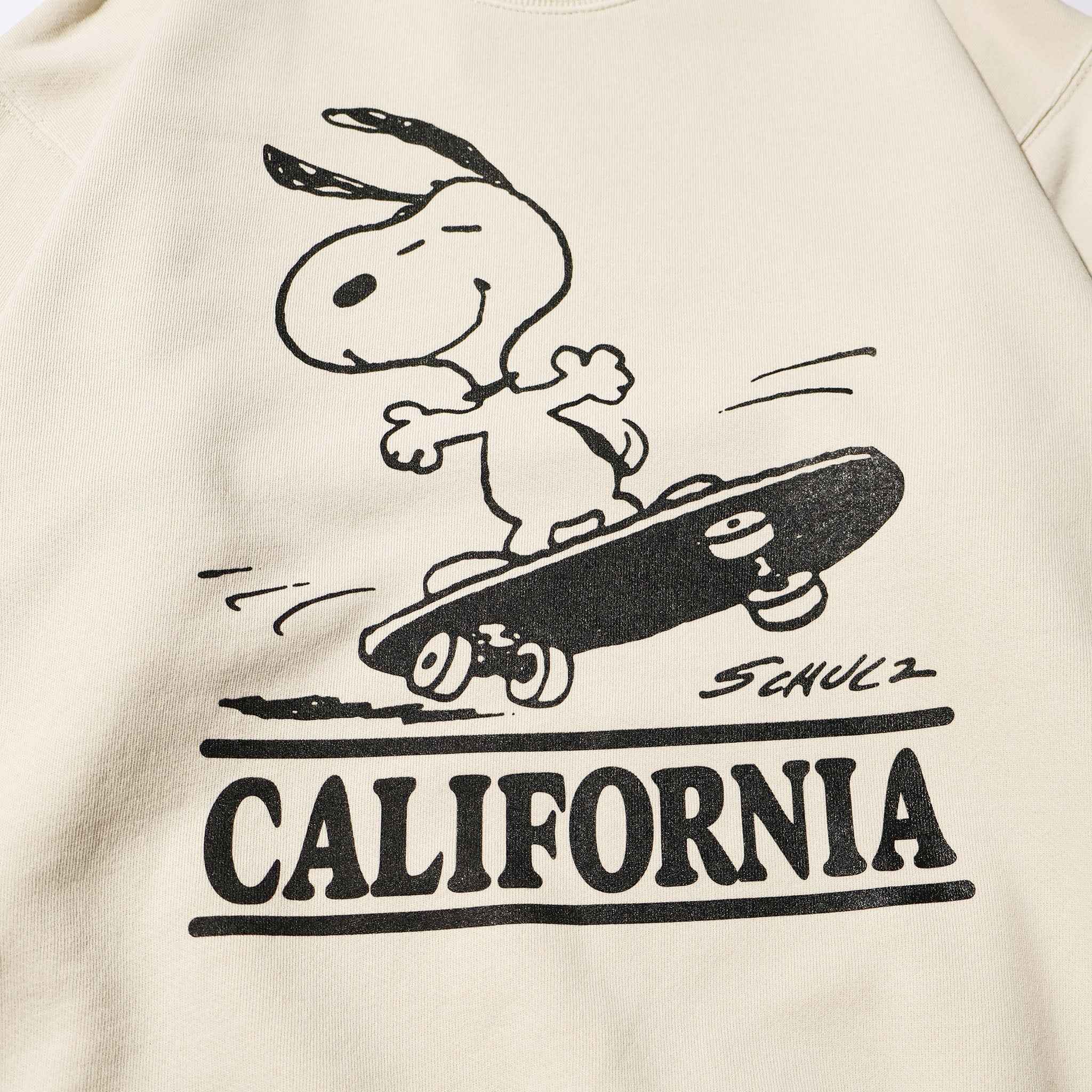 PEANUTS / PIGMENT CREW NECK SWEAT NATURAL