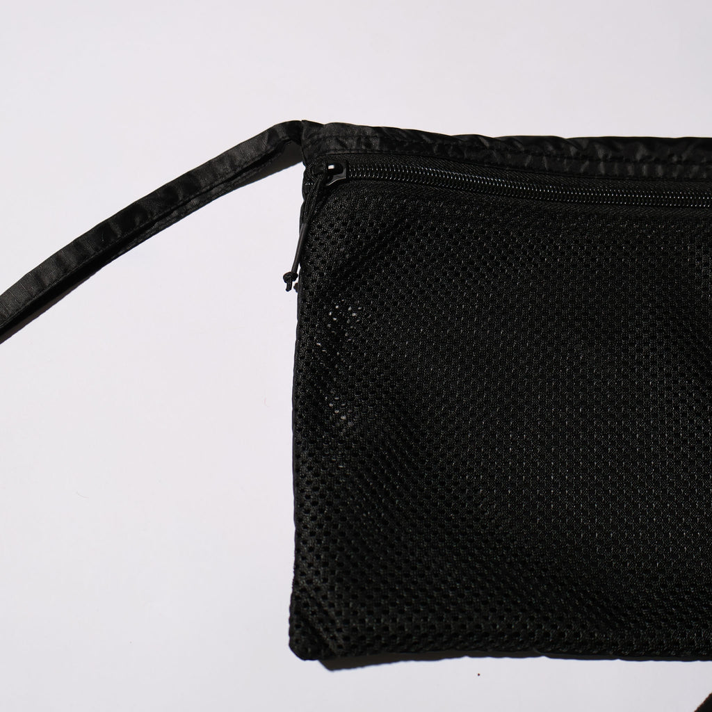 YMCLKY / FLEECE SCARF WITH POUCH