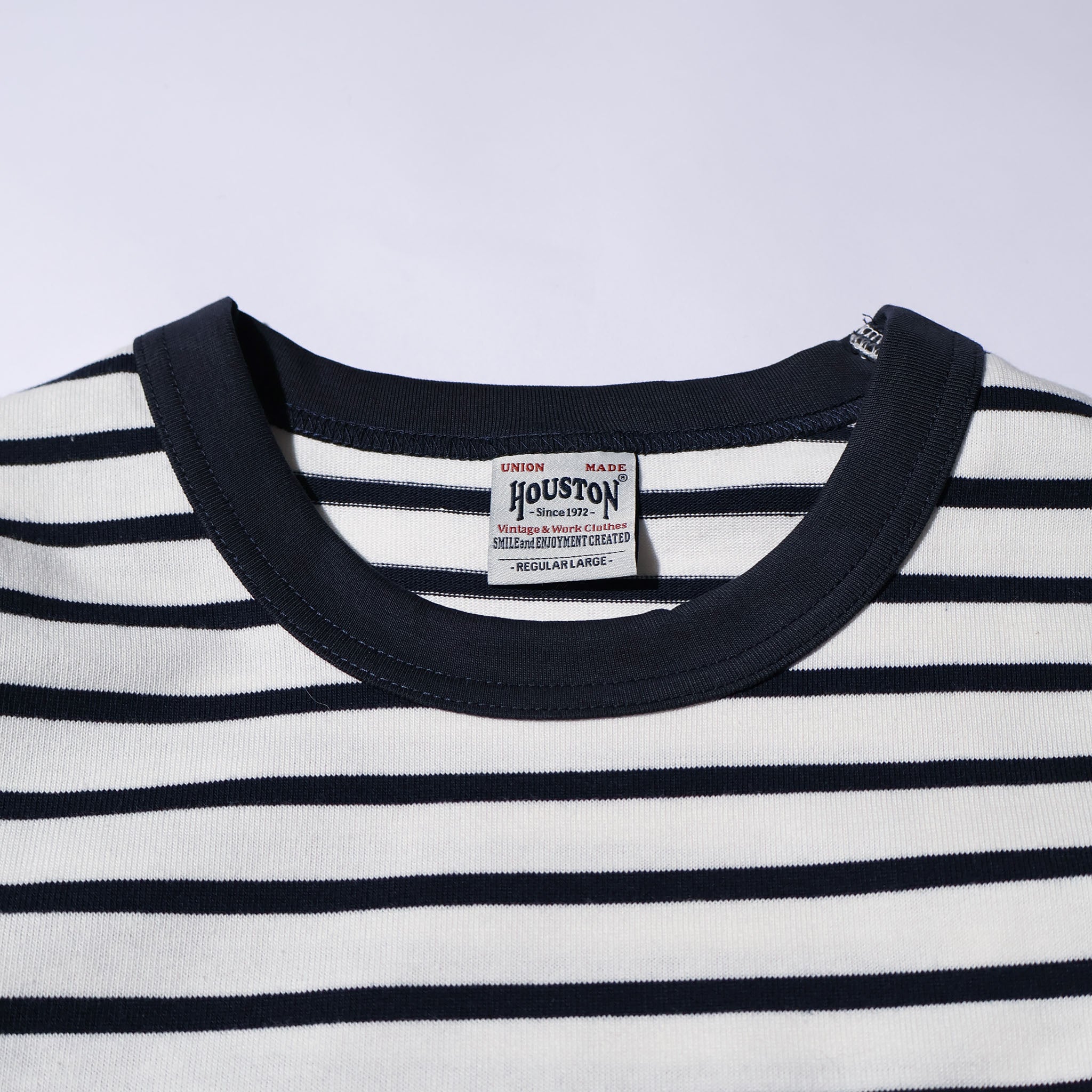 HOUSTON / 22379 BORDER L/S TEE - TRUTH