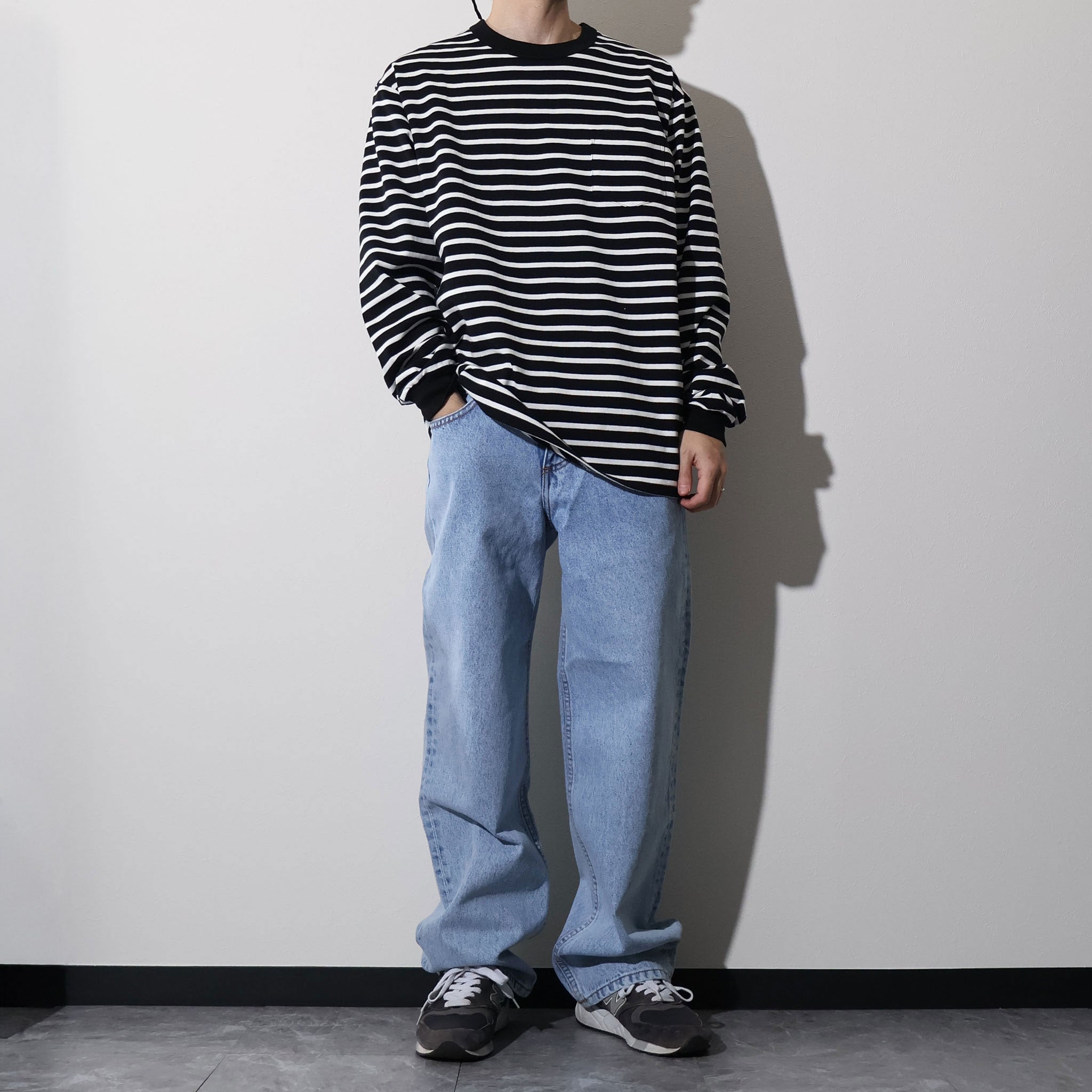 HOUSTON / 22379 BORDER L/S TEE - TRUTH