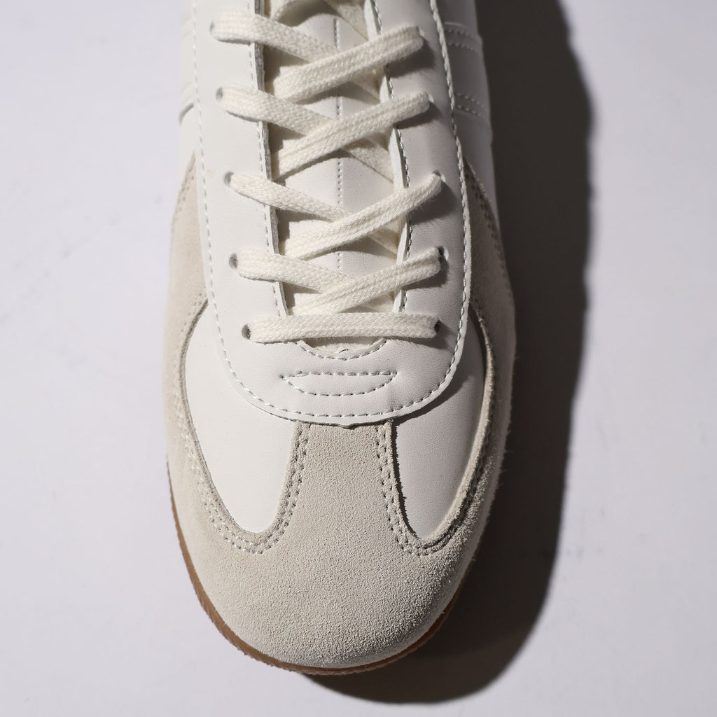 YMCLKY / TYPE GERMAN TRAINER FS026YN - TRUTH