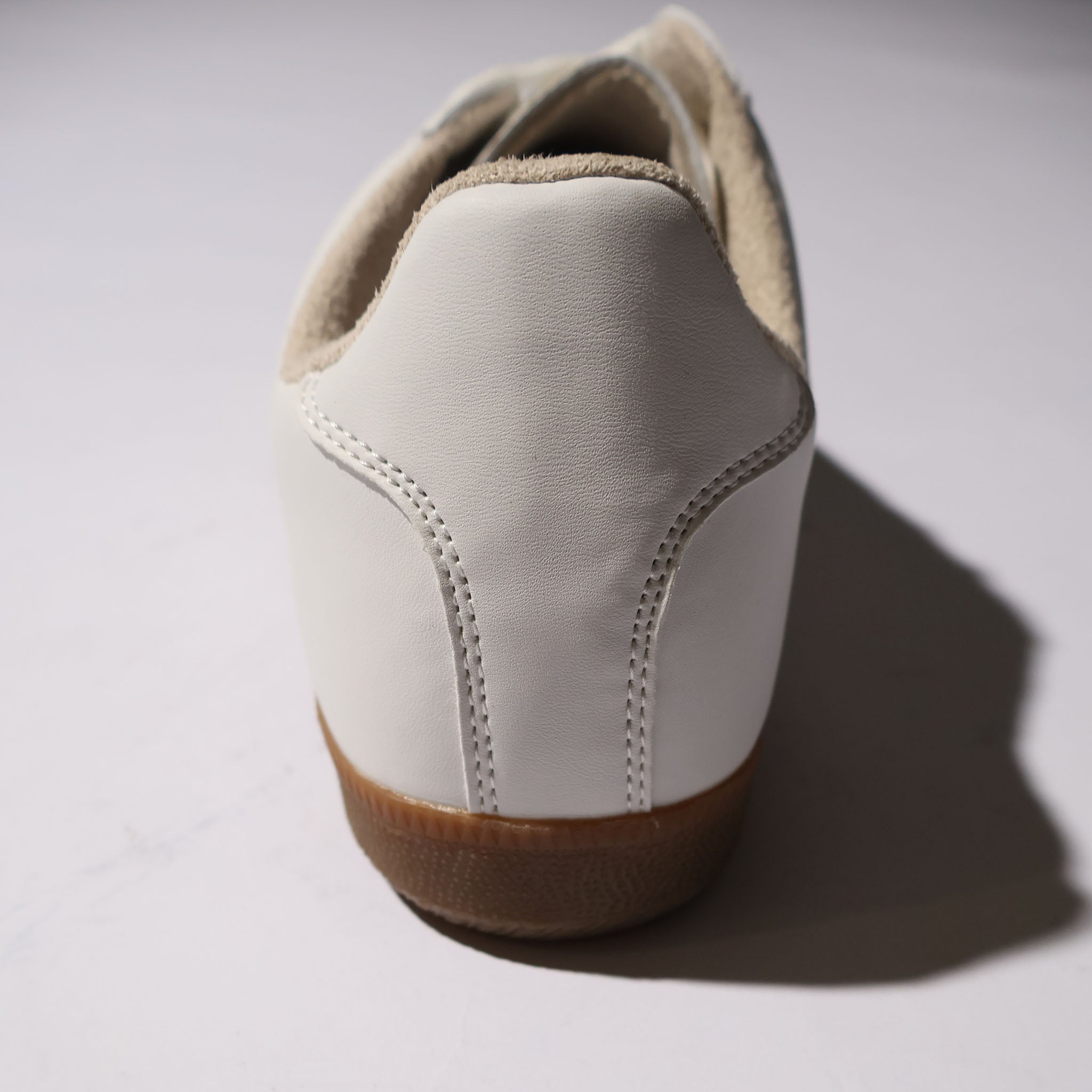 YMCLKY / TYPE GERMAN TRAINER FS026YN - TRUTH