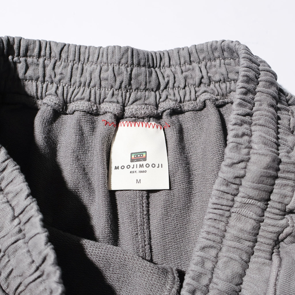MOOJIMOOJI / SWEAT SHORTS