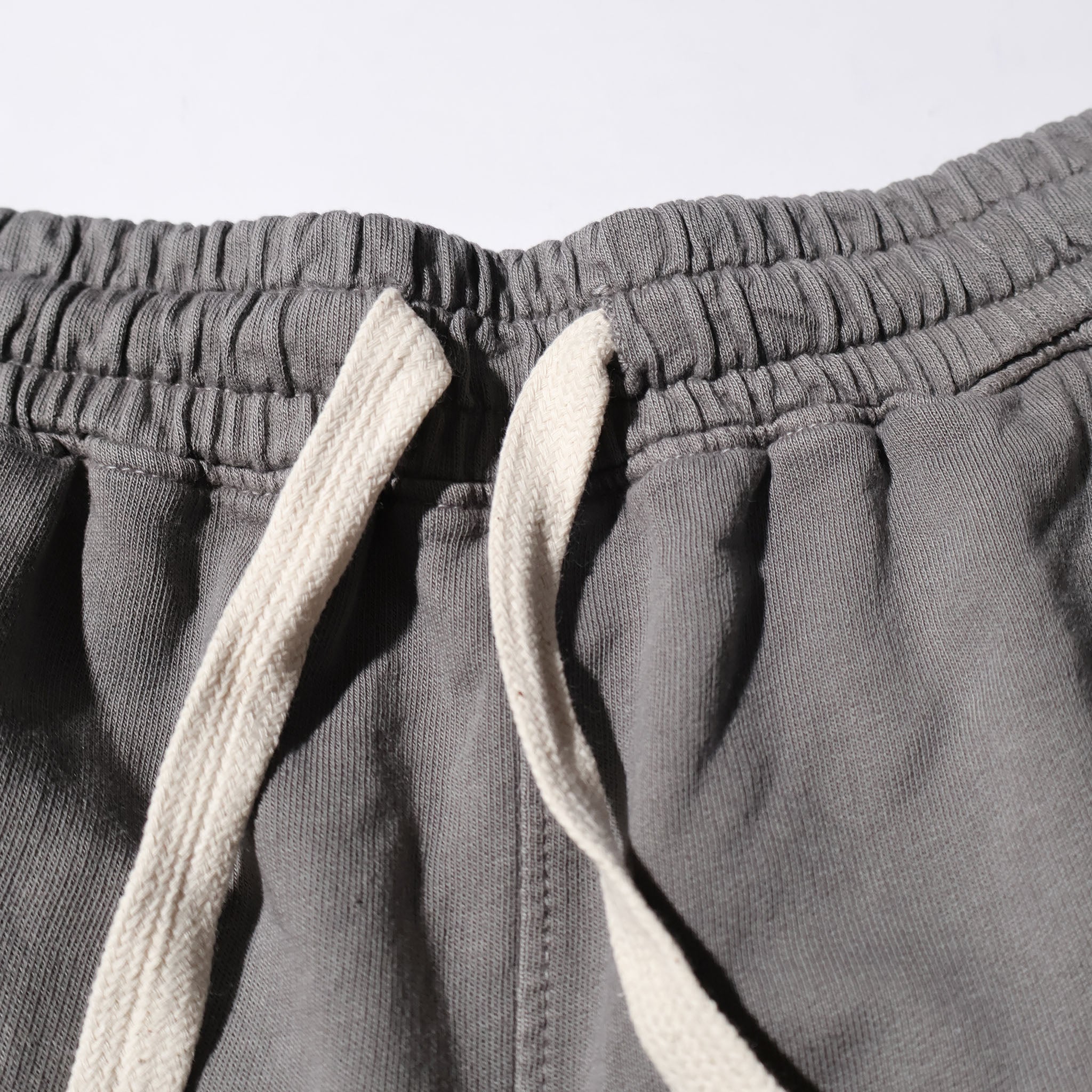 MOOJIMOOJI / SWEAT SHORTS
