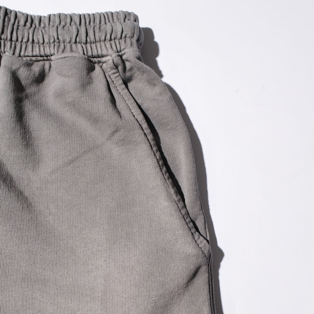 MOOJIMOOJI / SWEAT SHORTS