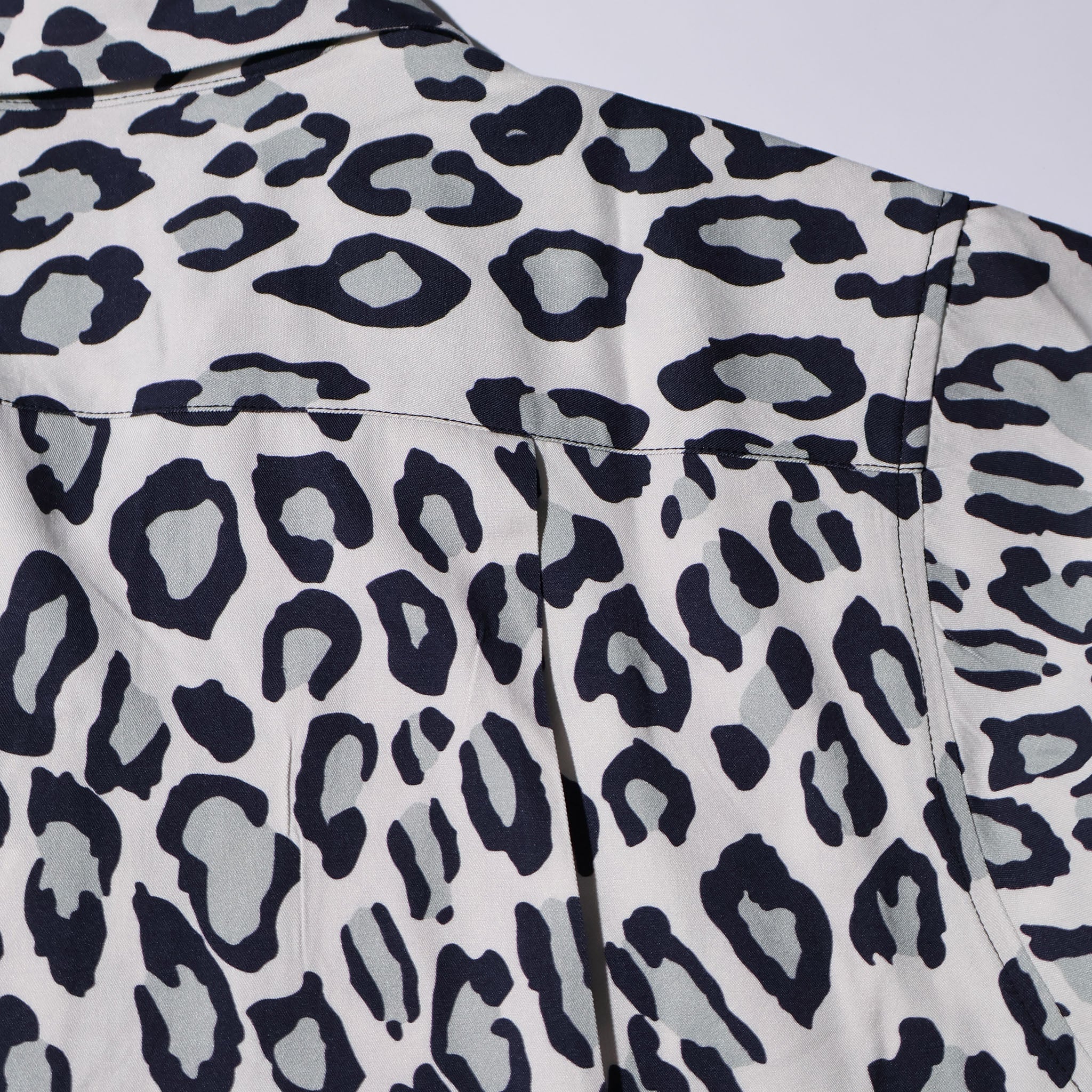 HOUSTON / 41195 ALOHA SHIRT (LEOPARD)