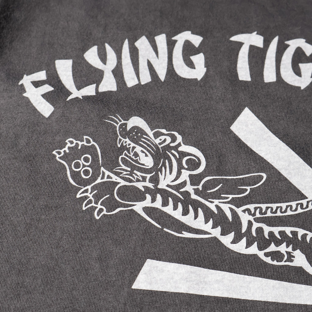 HOUSTON / 22440 PIGMENT PRINT TEE (FLYING TIGER) - TRUTH