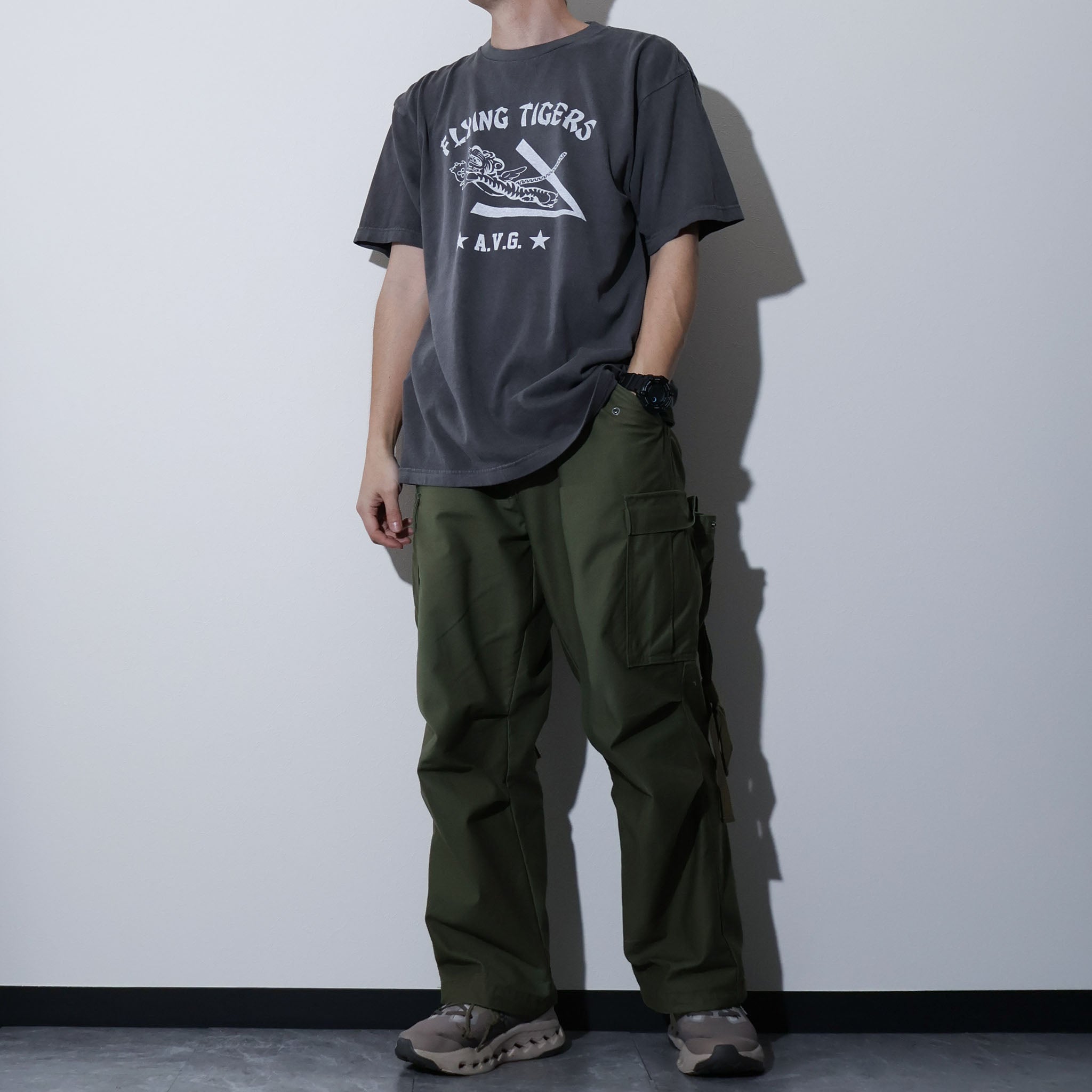 HOUSTON / 22440 PIGMENT PRINT TEE (FLYING TIGER) - TRUTH