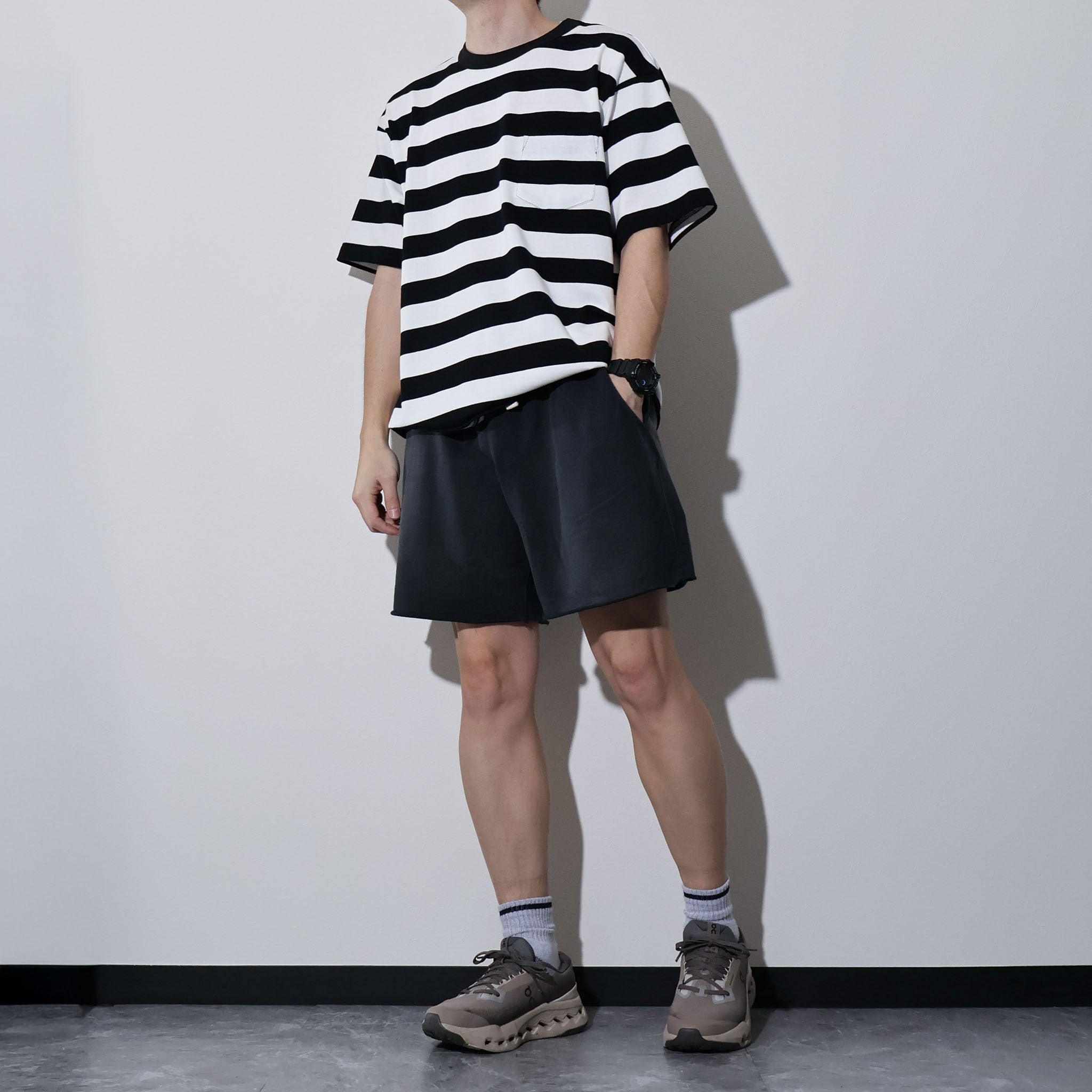 MOOJIMOOJI / SWEAT SHORTS