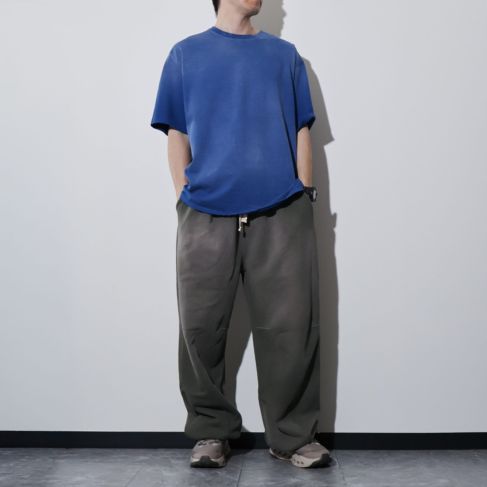 MOOJIMOOJI / OVERSIZE CROP TEE