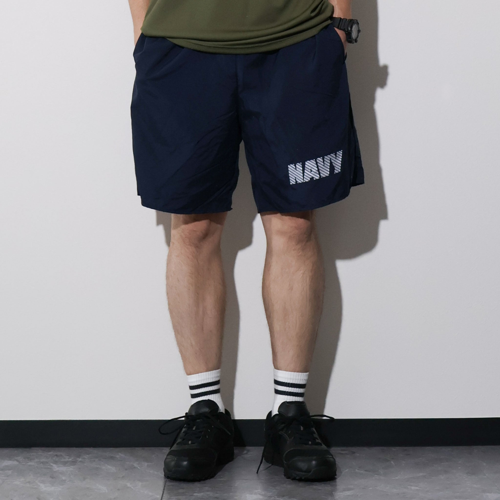 SOFFE / DEAD STOCK US NAVY TRAINING SHORT PANTS- TRUTH