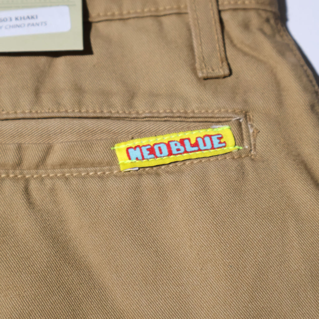 NEO BLUE / BAGGY CHINO PANTS KHAKI