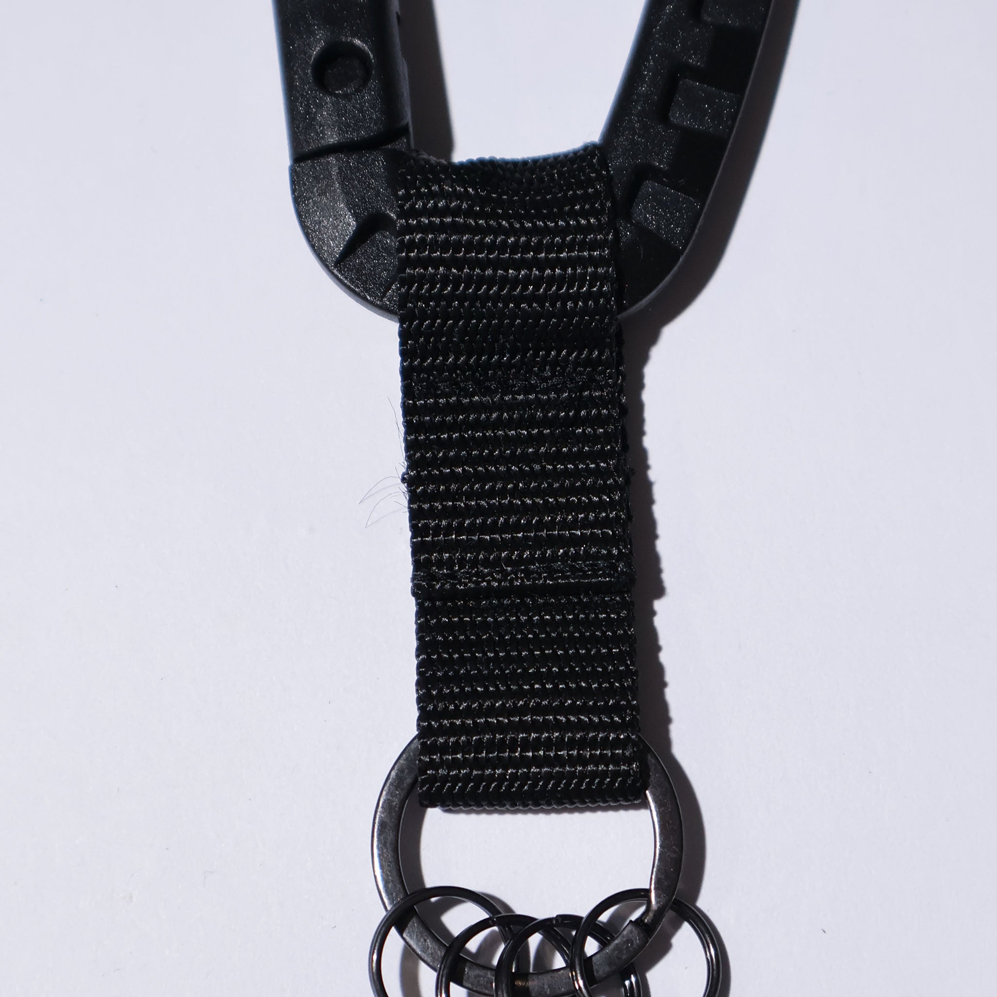 TRUTH / MILITARY CARABINER KEY HOLDER