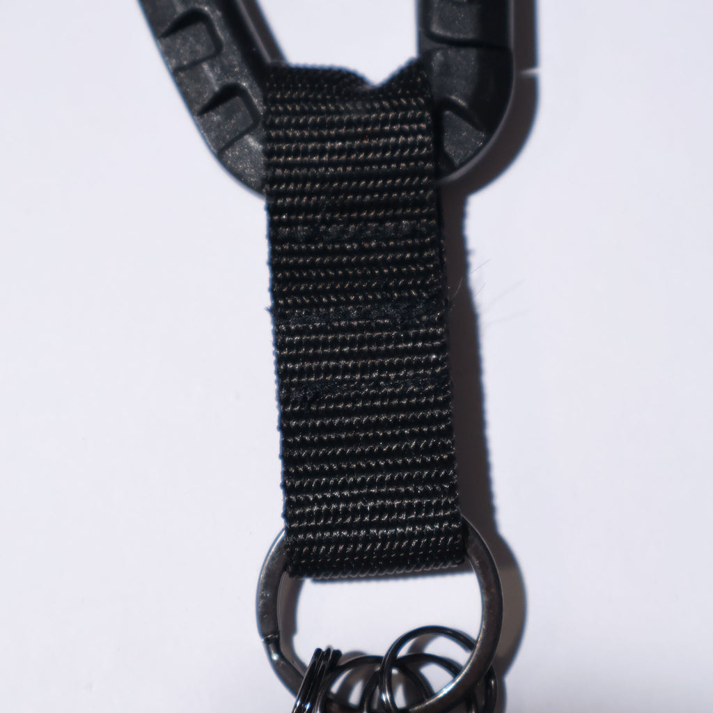 TRUTH / MILITARY CARABINER KEY HOLDER