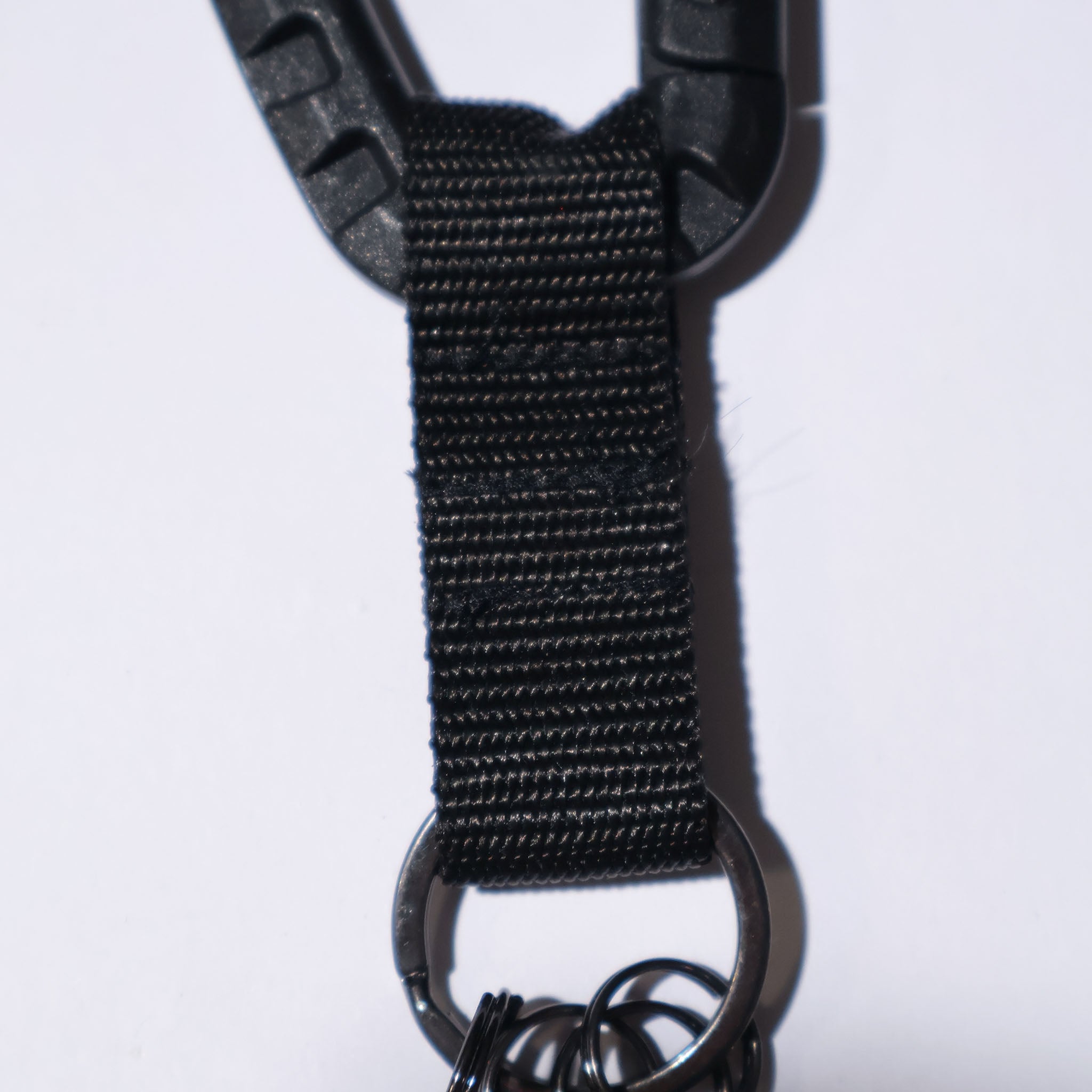 TRUTH / MILITARY CARABINER KEY HOLDER