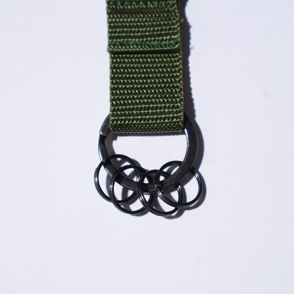 TRUTH / MILITARY CARABINER KEY HOLDER