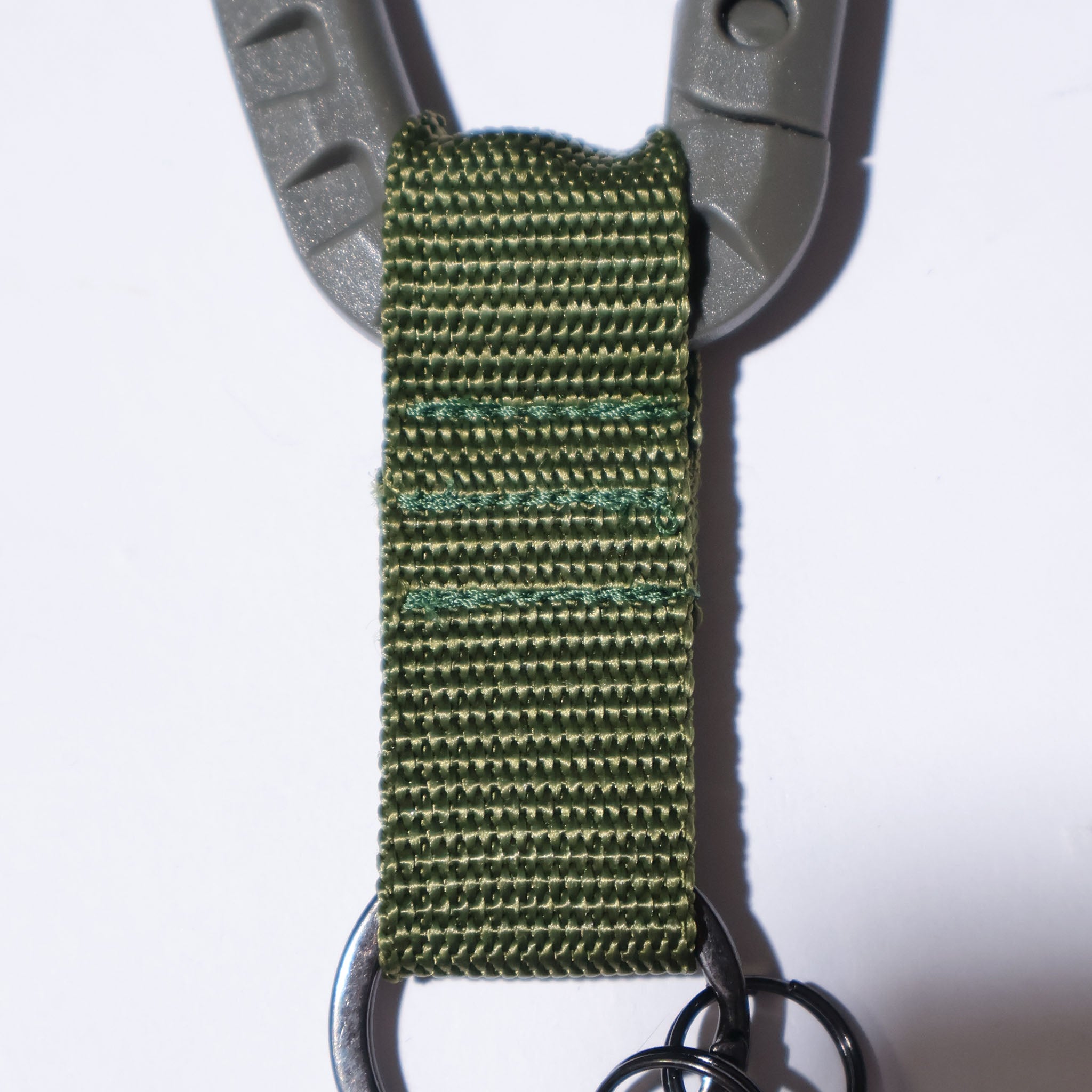 TRUTH / MILITARY CARABINER KEY HOLDER