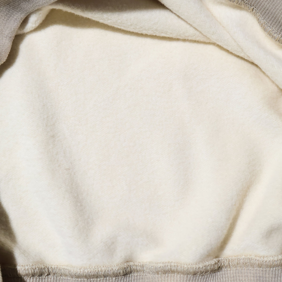 HOUSTON / 22460 TWO TONE C/N SWEAT (BEE)