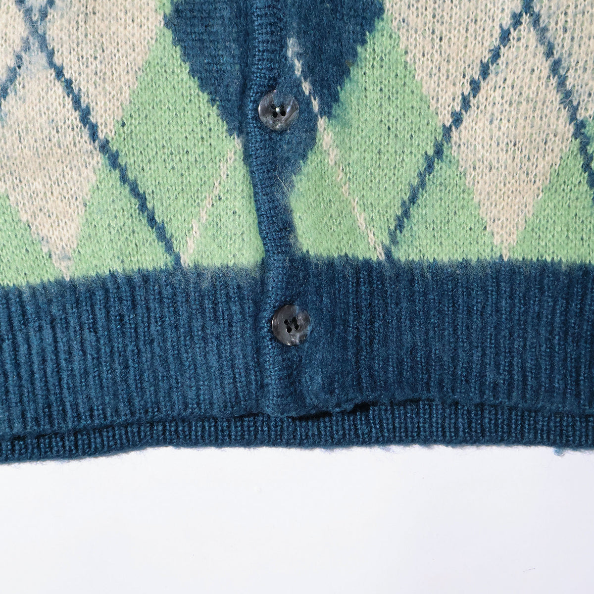 UNIVERD72 / 22444 MOHAIR TOUCH CARDIGAN (ARGYLE)