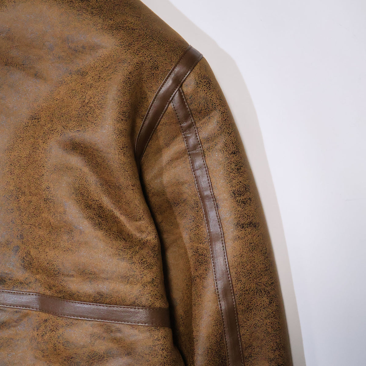 UNIVERD72 / 51680 FAKE MOUTON JACKET TYPE B-3