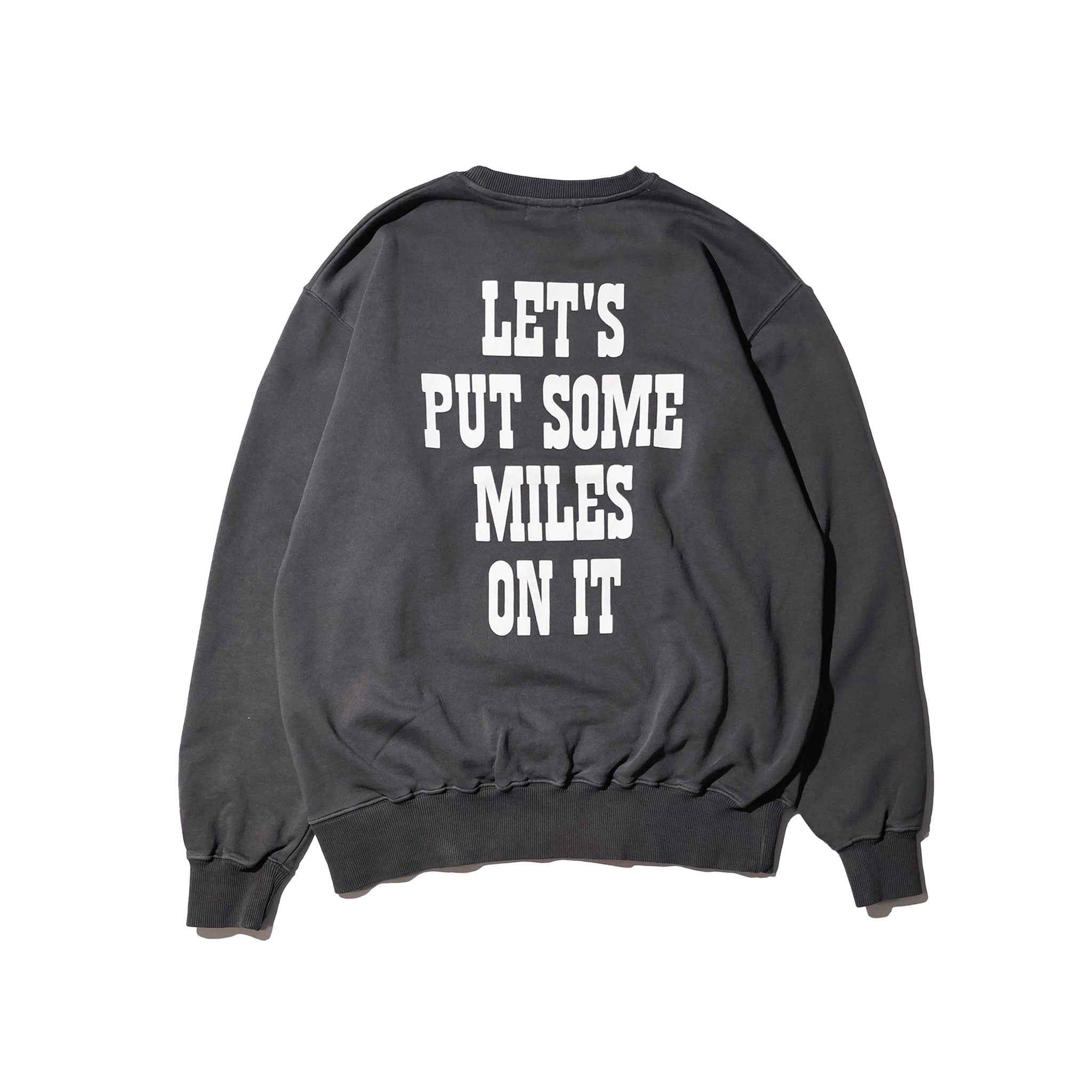 PEANUTS / PIGMENT CREW NECK SWEAT BLACK